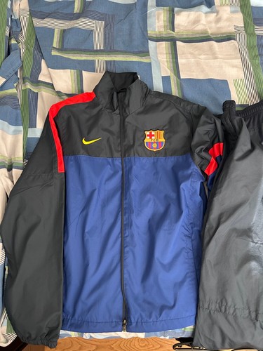 Tuta barcelona training - barcelona,